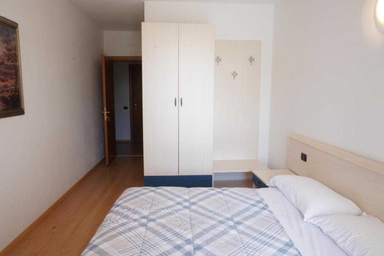 B&B La Villetta Брено Екстериор снимка