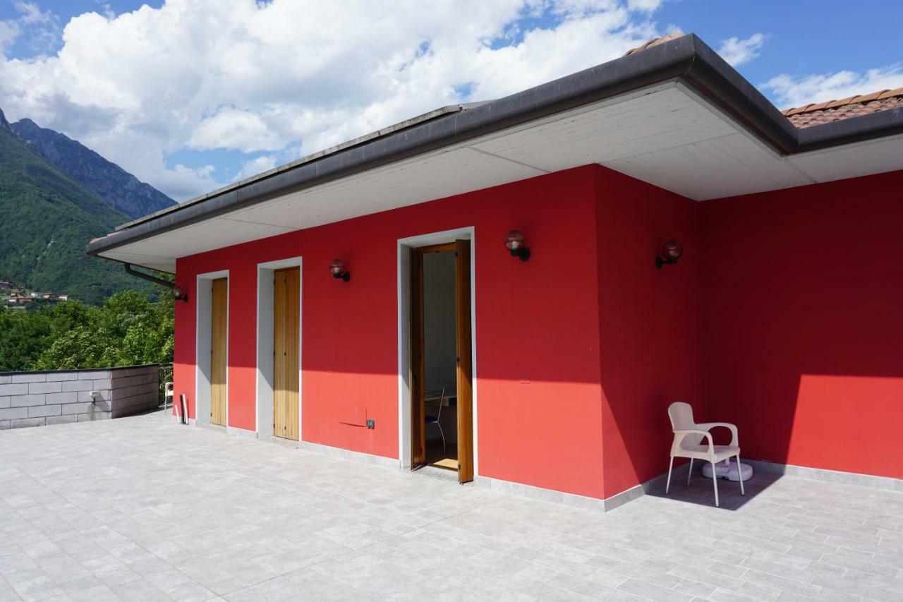 B&B La Villetta Брено Екстериор снимка
